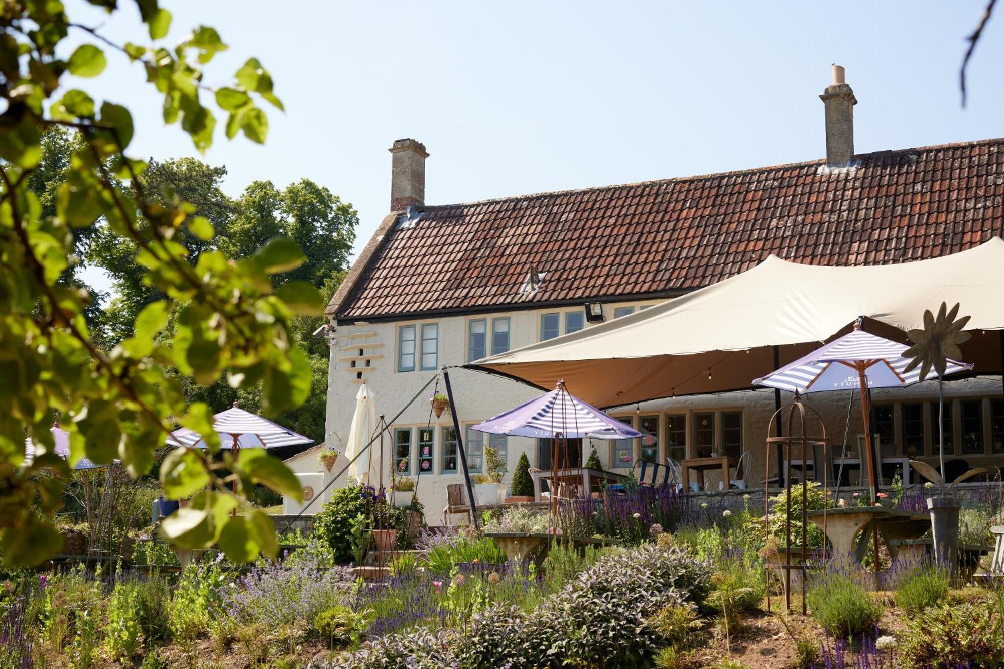 Готель The Wheatsheaf Combe Hay Wellow  Екстер'єр фото