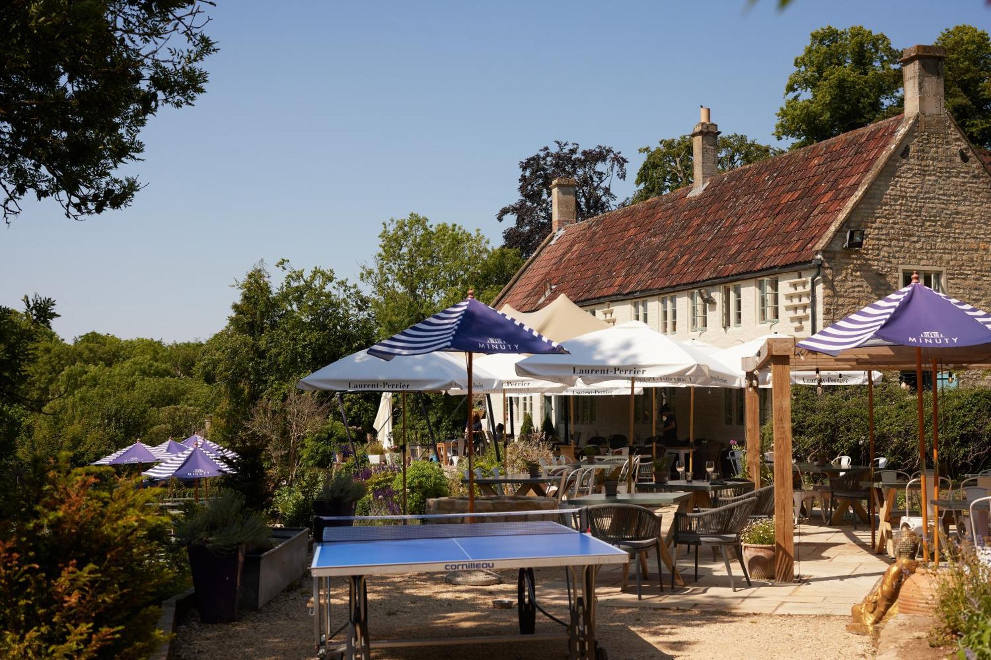 Готель The Wheatsheaf Combe Hay Wellow  Екстер'єр фото